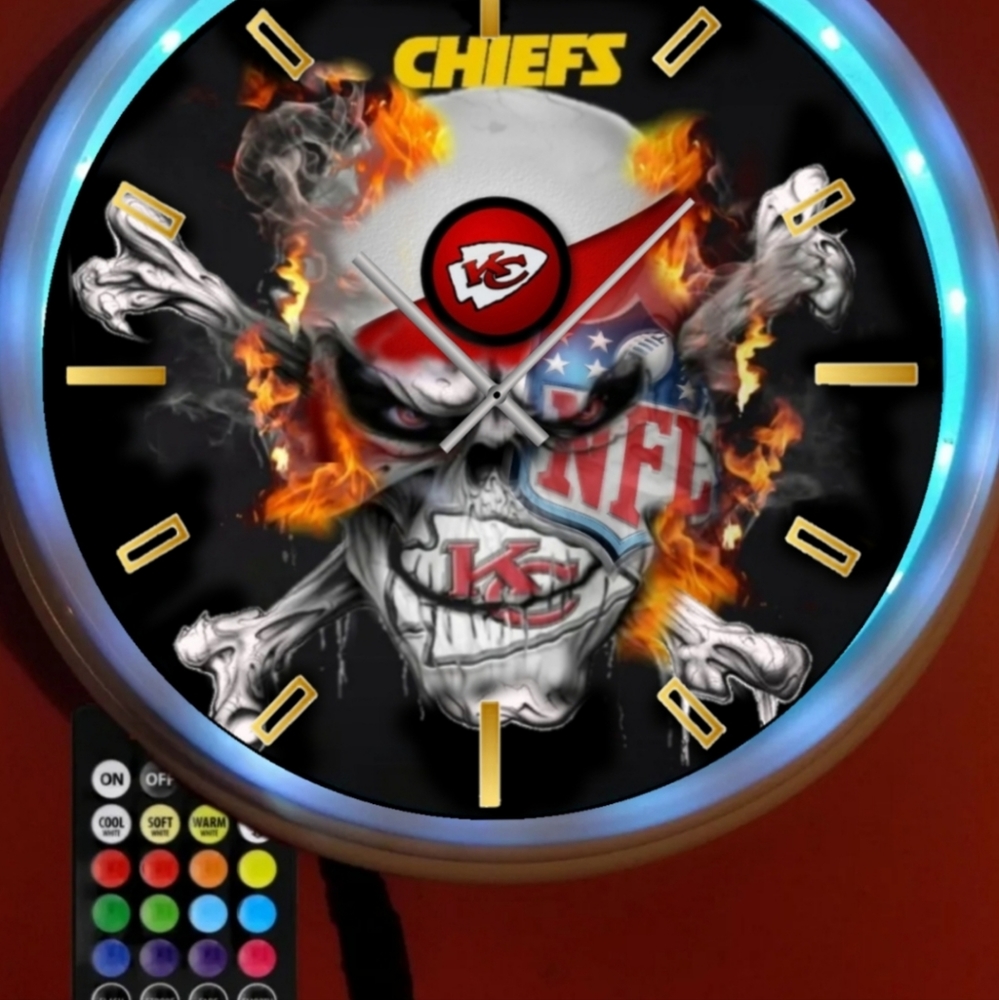 Kansas City chiefs wall clock